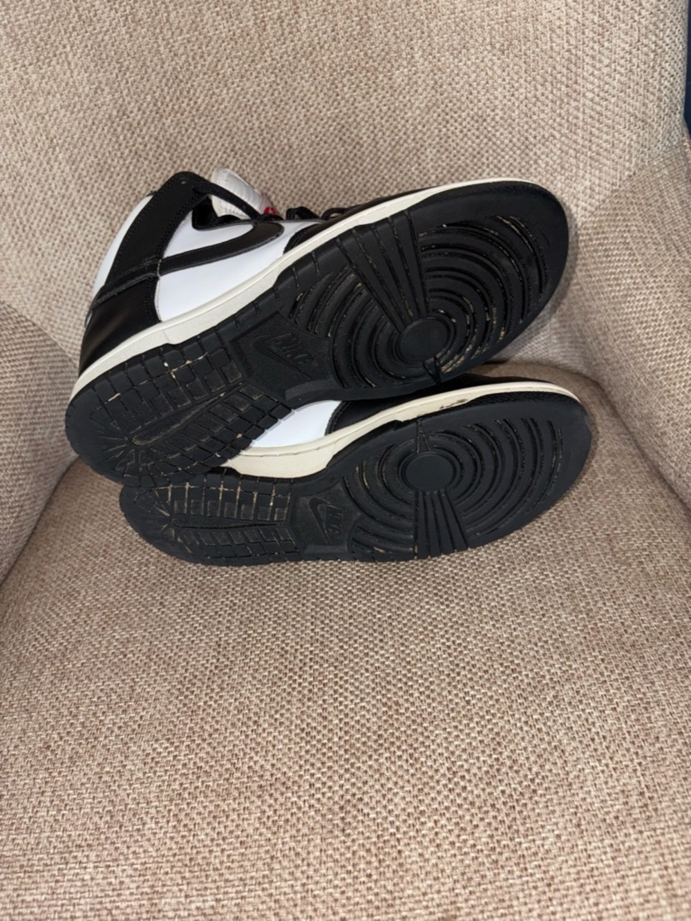 Nike dunk high panda DD1869–103 size 7 black an white retro high top sneakers - Picture 6 of 6
